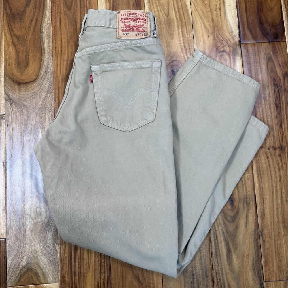 Vintage Levis 550 Jeans Men 34x32 Beige Relaxed Fit Made USA Cotton Preppy 2004